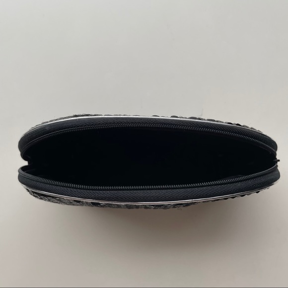 🛍3/$20 Black Sequins Pouch - Picture 4 of 6